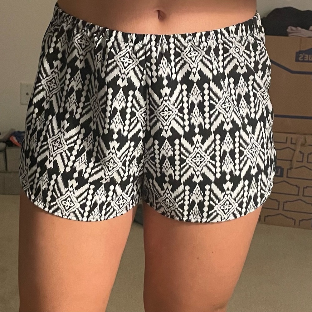PAPAYA. SHORT.